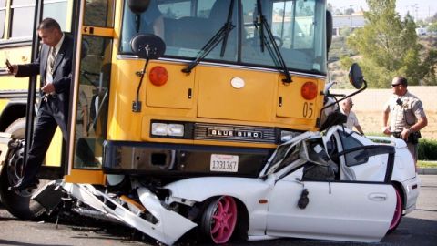 El autobús, que transportaba unas 45 personas, se dirigía a un casino de Oklahoma, dijeron las autoridades.