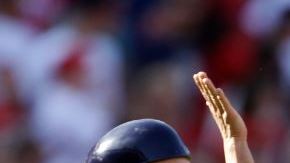 Los Cerveceros de Milwaukee logran vencer por 4-3 a los Cardenales de San Luis.