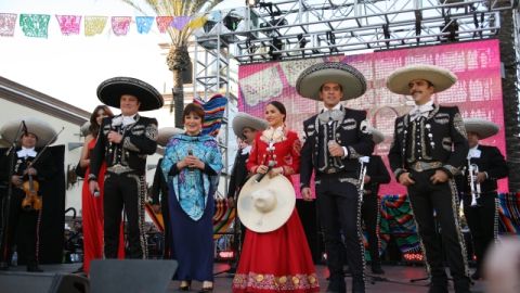 México sonó fuerte en presentación de 'Qué bonito amor' (video) - El Diario NY