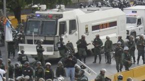 Desde ayer por la tarde se están produciendo manifestaciones y protestas en diferentes puntos del país en contra de la proclamación de Maduro como Presidente.