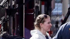 Agentes del FBI y fuerzas de seguridad estatales y nacionales investigaron ayer la escena de los bombazos para determinar los componentes de los explosivos.