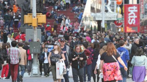 La Fiscalía General de Nueva York se propone que los votantes tengan acceso a los formularios de elecciones en español.
