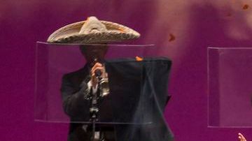 Renata y Laurentino, los protagonistas de la ópera con mariachi  ‘Cruzar la Cara de la Luna’.