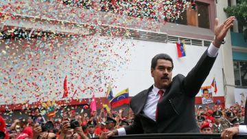 Maduro a su llegada al Parlamento en Caracas.