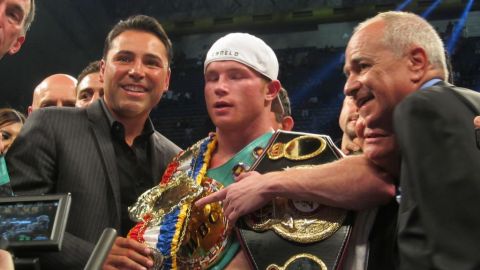Saúl 'Canelo' Álvarez se ratificó como el nuevo ídolo del boxeo mexicano al derrotar a Trout en San Antonio.