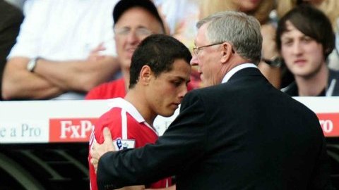 El técnico del ManU, Alex Ferguson, elogia la labor del mexicano Javier Hernández