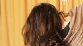 Los bailarines de la compañía Luna Negra caracterizan a los 30 mil desaparecidos y María parece resucitar en medio de los bailarines.