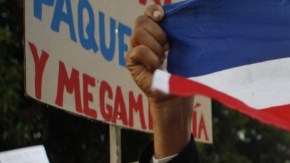 Además organizaciones populares iniciaron hoy una huelga de 48 horas en demandas de obras sociales y para pedir la nacionalización de la mina de oro Pueblo Viejo, en el municipio de Cotui.