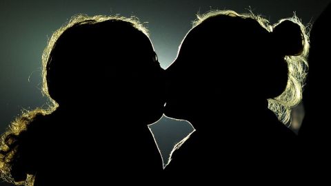 Francia se uniría a Uruguay y Nueva Zelanda como el tercer país en aprobar los matrimonios gay.