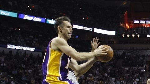 Los embates de los Lakers fueron insuficientes.