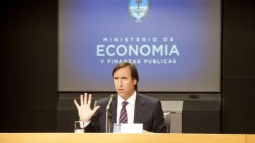 El ministro de Economía argentino, Hernán Lorenzino.
