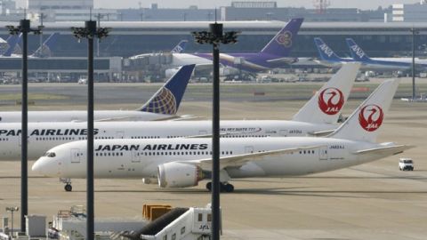 Los 50 aviones Boeing 787 Dreamliner en servicio en todo el mundo fueron inmovilizados a mediados de enero.