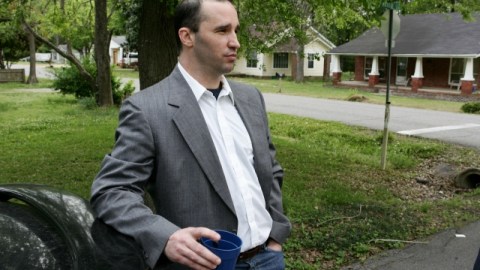 James Everett Dutschke fue arrestado ayer en su casa de Tupelo, Mississippi. Considerado sospechoso de enviar cartas con ricino.