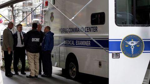 Las autoridades pertinentes ya se encuentran en la zona que va a ser revisada en el bajo Manhattan.