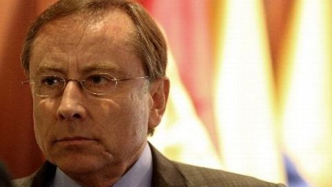 En un comunicado el gobierno ecuatoriano resolvió no retirar al embajador Rodrigo Riofrío.
