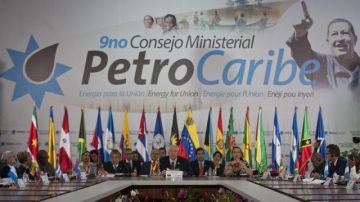 Vista general  del noveno Consejo Ministerial Petrocaribe, que comenzó ayer en Caracas, Venezuela, que  incluye a ministros responsables de las áreas energéticas de los países miembros del organismo.
