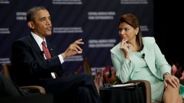 El presidente Barack Obama comparte con la presidenta de Costa Rica Laura Chinchilla, durante su visita a ese país.