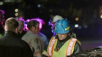 La limusina donde las nueve amigas pasaban un sábado maravilloso, quedó destruida.