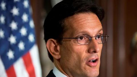 El líder de la mayoría en la Cámara de Representantes, el republicano Eric Cantor, quiere ampliar el atractivo político del partido entre las familias trabajadoras.