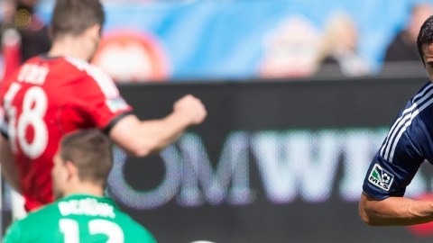 Tim Cahill vuelve a marcar con los Red Bulls,  colíderes en el Este.