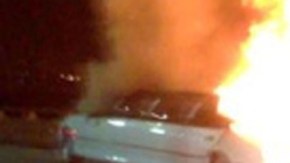 Cinco de nueve amigas nunca pudieron salir de la limusina en llamas.