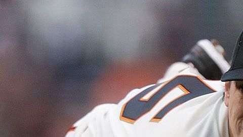 Tim Lincecum fue incapaz de detener a la ofensiva rival.