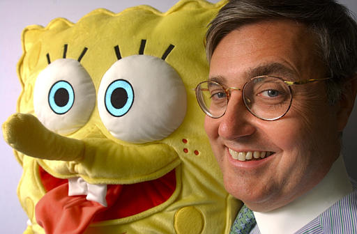 Jeff Dunn, presidente de Nickelodeon Enterprises, con Sponge Bob Square Pants.