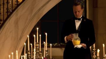 Leonardo DiCaprio da vida a Jay Gatsby en el filme de Baz Luhrmann que se estrena este viernes.