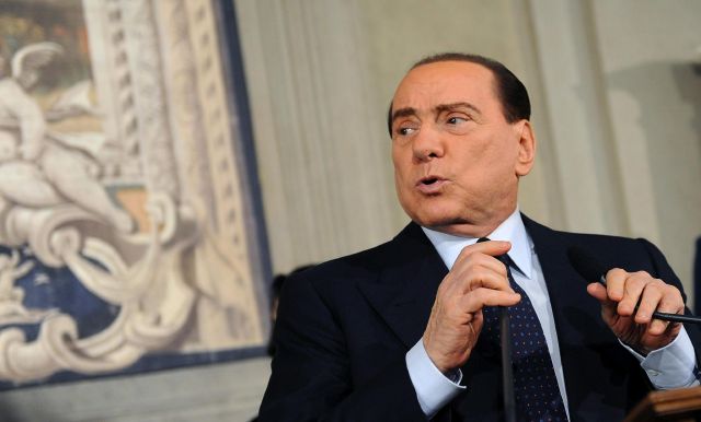 Berlusconi no podrá ejercer cargos públicos durante cinco años.