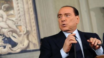 Berlusconi no podrá ejercer cargos públicos durante cinco años.