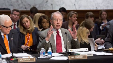 El senador Chuck Grassley, R-Iowa, habla en Senado sobre la reforma migratoria.