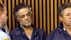 Desde la izquierda, Onil, Pedro y Ariel Castro, durante su comparecencia hoy en el tribunal.