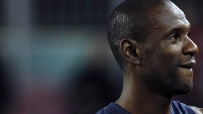 Eric Abidal podría salir del Barcelona.