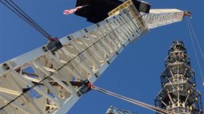 Arriba la aguja que marca la diferencia en el nuevo Centro Mundial de Comercio de NYC.