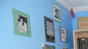 Jessica Castillo y Luis Casco, dos de tres voluntarios que ayudan a los menores los lunes y miércoles.