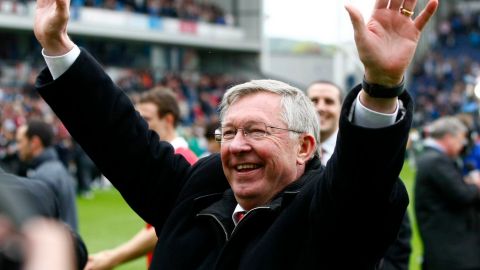 El Manchester United va por la victoria sobre Swansea City para despedir a Ferguson.