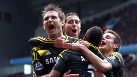 Amarra Chelsea boleto a Champions en el solitario partido sabatino de la Liga Premier.