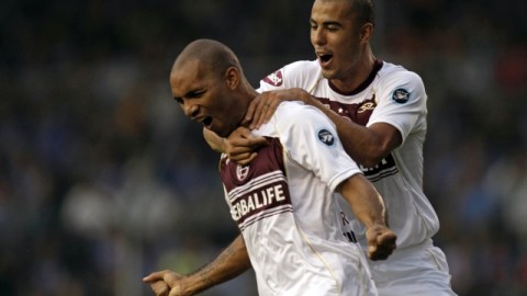 Mario Regueiro y Guido Pizarro, de Lanús de Argentina.