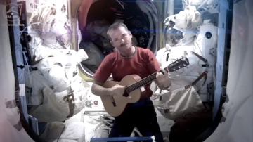 El astronauta Chris Hadfield cuenta con 41 mil seguidores en su cuenta de Youtube.