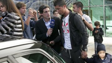 El delantero portugués del Real Madrid y , Cristiano Ronaldo, no ha cumplido una buena campaña con el equipo merengue al mado del técnico Mourinho.