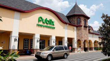 El boleto ganador fue comprado en este supermercado Publix en el pueblo de Zephyrhills, una ciudad de Florida de cerca de 13,000 habitantes.