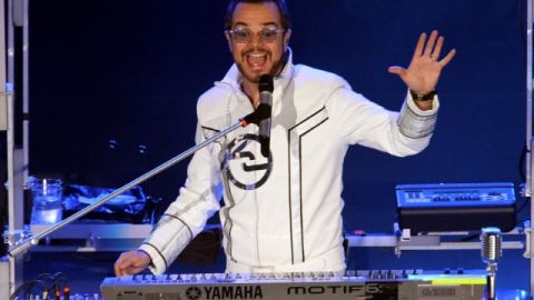 Aleks Syntek durante su concierto de aniversario en el Auditorio Nacional en México.