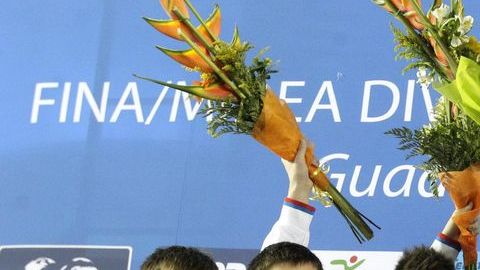 Siguen imbatibles los mexicanos García y Sánchez en la Serie Mundial.