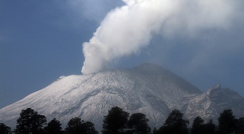 En alerta los estados de Puebla y Morelos ante posible contingencia.