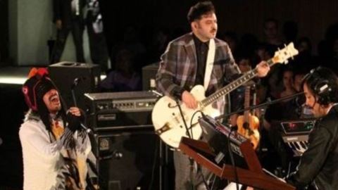 Los integrantes de Café Tacvba durante la grabación de su material musical 'Un objeto antes llamado disco'.