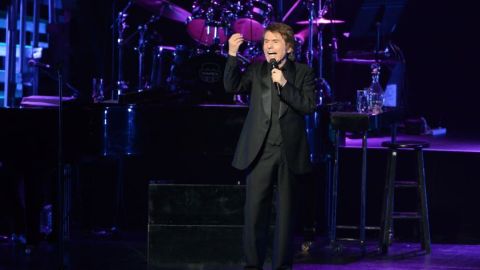 Raphael enamoró a su público.