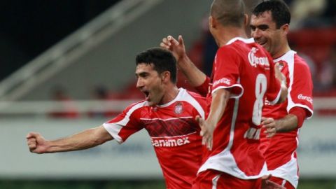 Antonio Naelson "Sinha" llegó a un acuerdo para renovar por un año más con Toluca