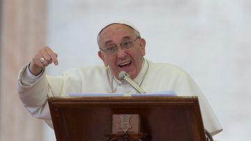 El Papa Francisco durante su audiencia general semanal en la Plaza de San Pedro.