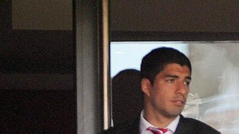 Luis Suárez y su familia en Anfield.
