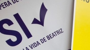El caso ha generado protestas a favor de que se le practique un aborto a la mujer, como esta realizada por integrantes de Amnistía Internacional, ante la embajada de El Salvador en México.